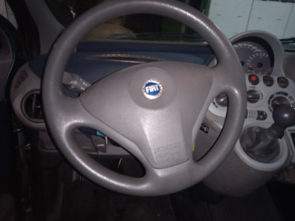 FIAT MULTIPLA (186) 1.9 JTD 110 ELX Eleganza Motor 1,9 Ltr. - 85 kW JTD CAT