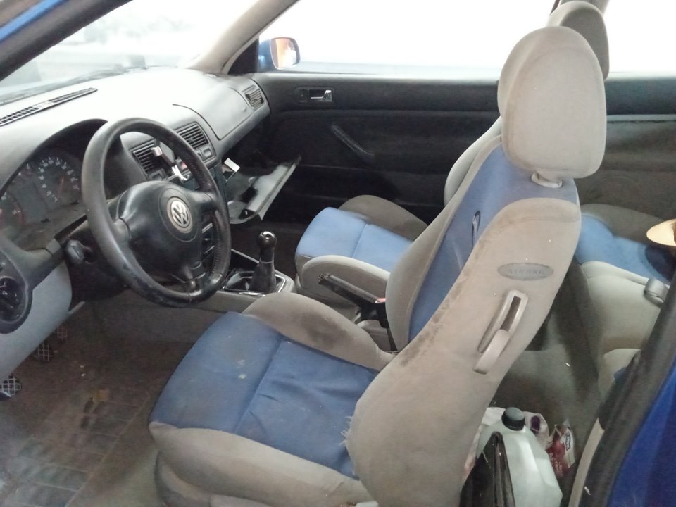 VOLKSWAGEN GOLF IV BERLINA (1J1) Básico Motor 1,9 Ltr. - 74 kW TDI