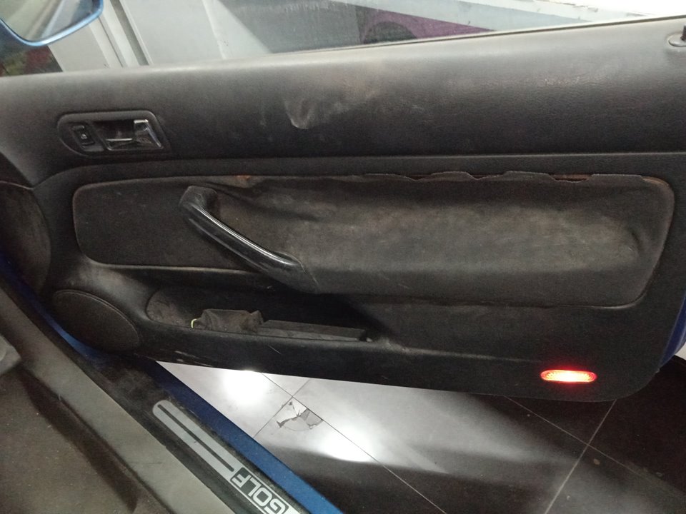 VOLKSWAGEN GOLF IV BERLINA (1J1) Básico Motor 1,9 Ltr. - 74 kW TDI