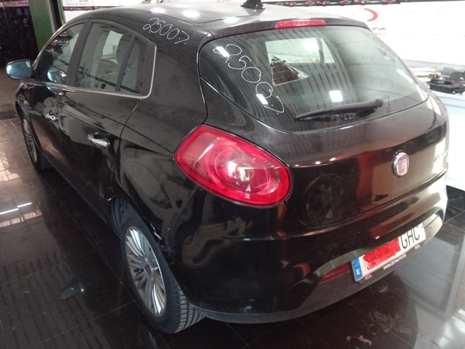 FIAT BRAVO (198) 1.6 16V Multijet Easy (77kW) Motor 1,6 Ltr. - 77 kW JTDM 16V CAT