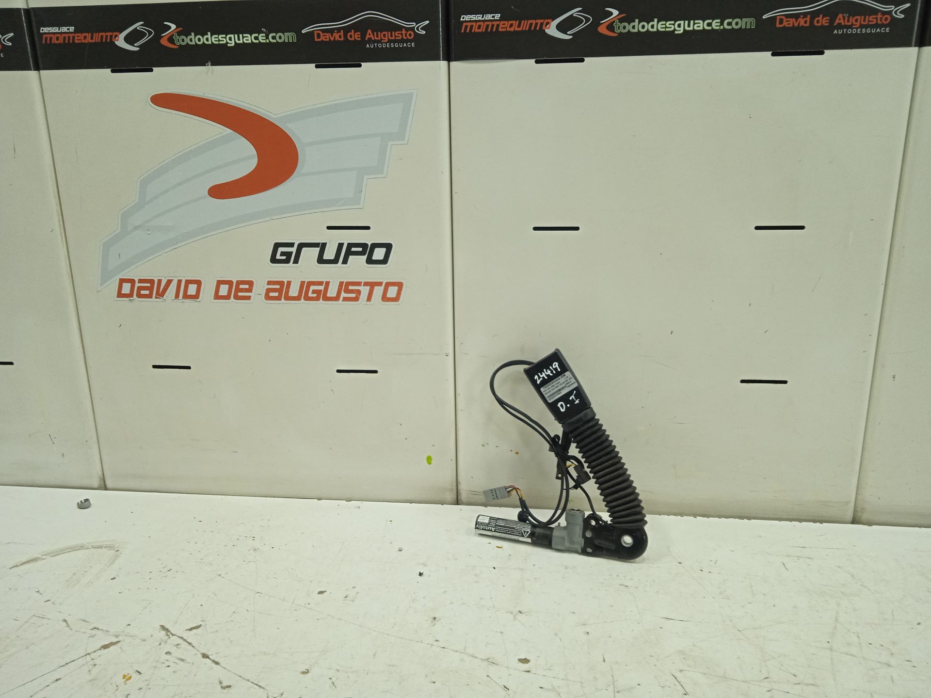 ANCLAJE CINTURON DELANTERO IZQUIERDO BMW MINI (R56) Cooper