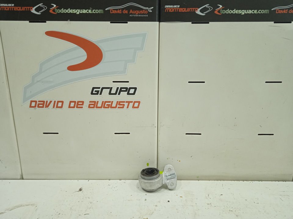 SOPORTE BRAZO SUSPENSION DELANTERO IZQUIERDO