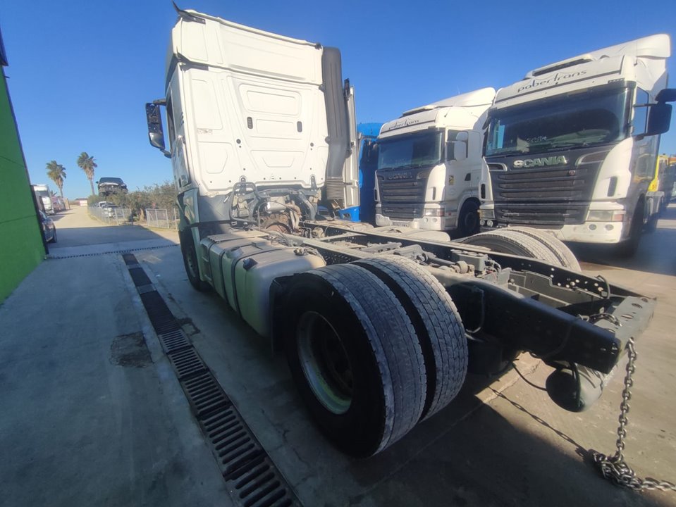 MERCEDES-BENZ ACTROS BM 963.XXX 2-ACHSER 18XX 4x2 Sattelzugmaschine L BigSpace Motor 12,8 Ltr. - 330 kW R6 Diesel (OM 471)