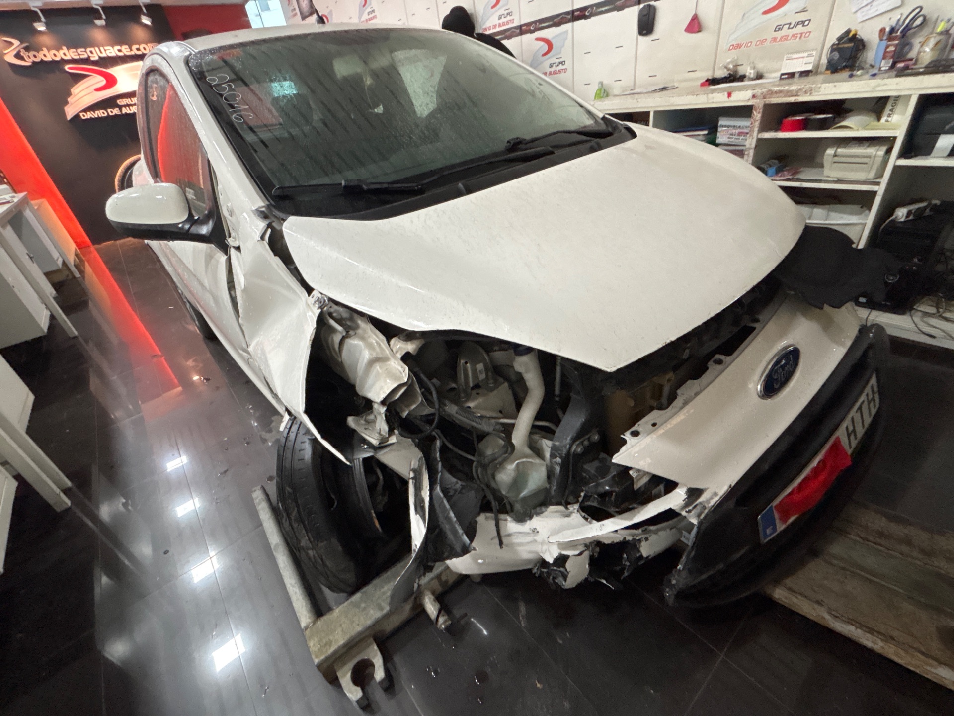 FORD KA (CCU) Black Edition Motor 1,2 Ltr. - 51 kW 8V CAT