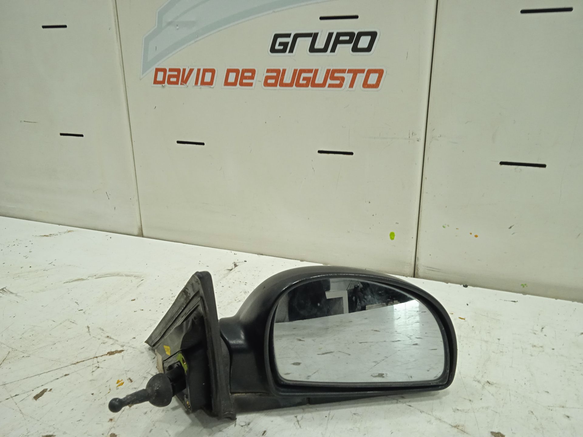 RETROVISOR DERECHO foto 2