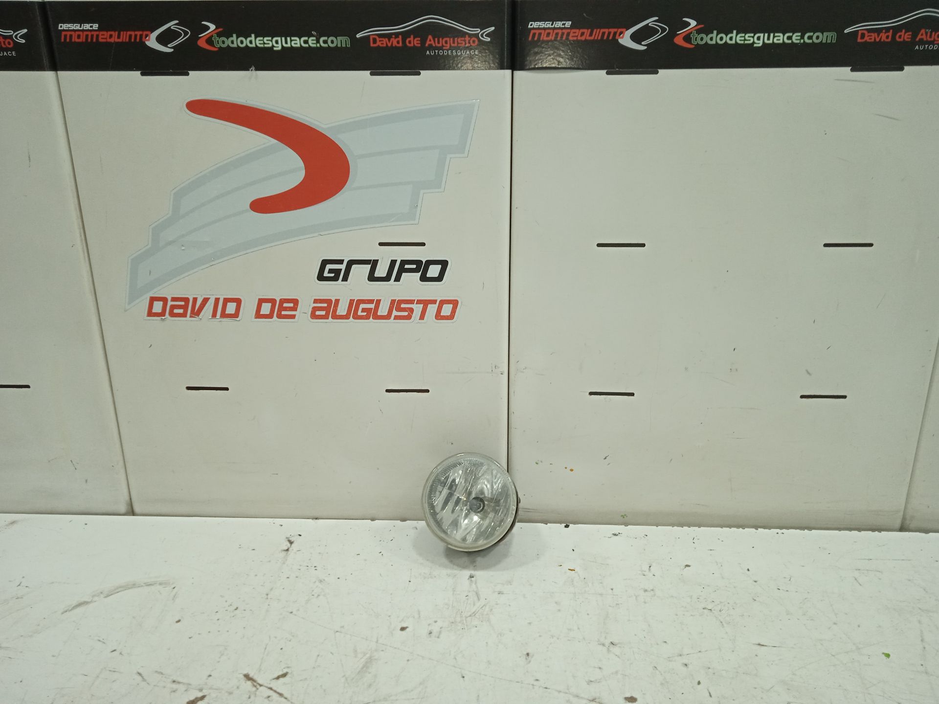 FARO ANTINIEBLA IZQUIERDO JEEP GR.CHEROKEE (WJ/WG) 2.7 CRD Limited
