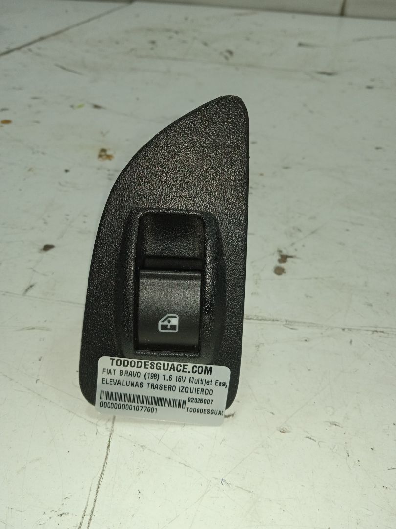 MANDO ELEVALUNAS TRASERO IZQUIERDO FIAT BRAVO (198) 1.6 16V Multijet Easy (77kW)