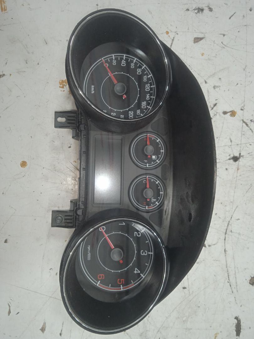 CUADRO INSTRUMENTOS FIAT BRAVO (198) 1.6 16V Multijet Easy (77kW)