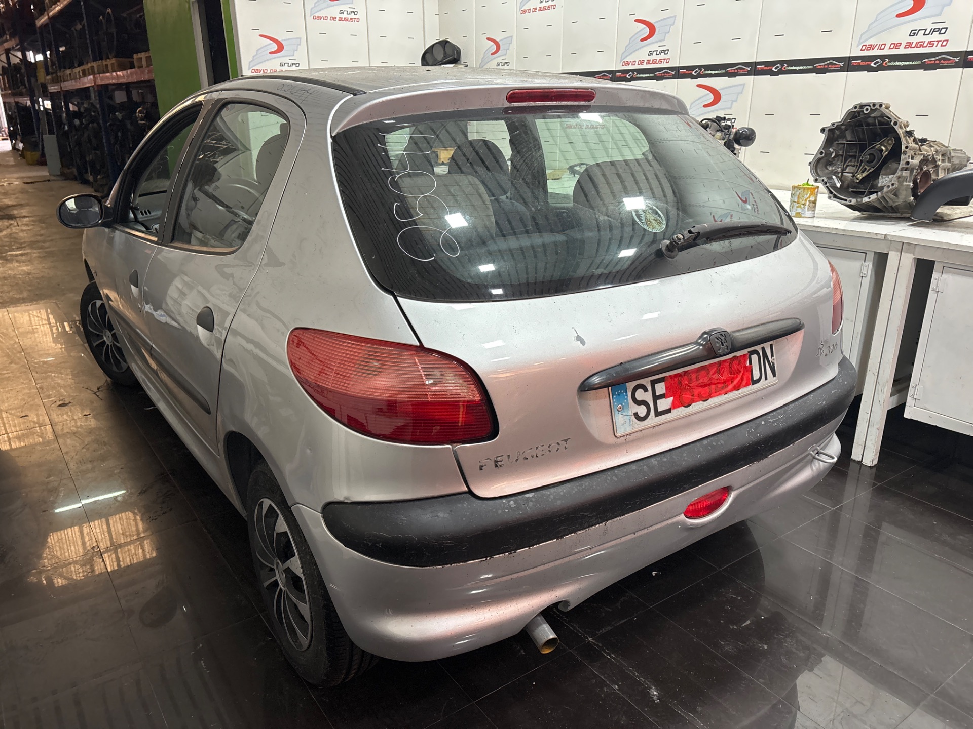 PEUGEOT 206 BERLINA XR Motor 1,4 Ltr. - 55 kW