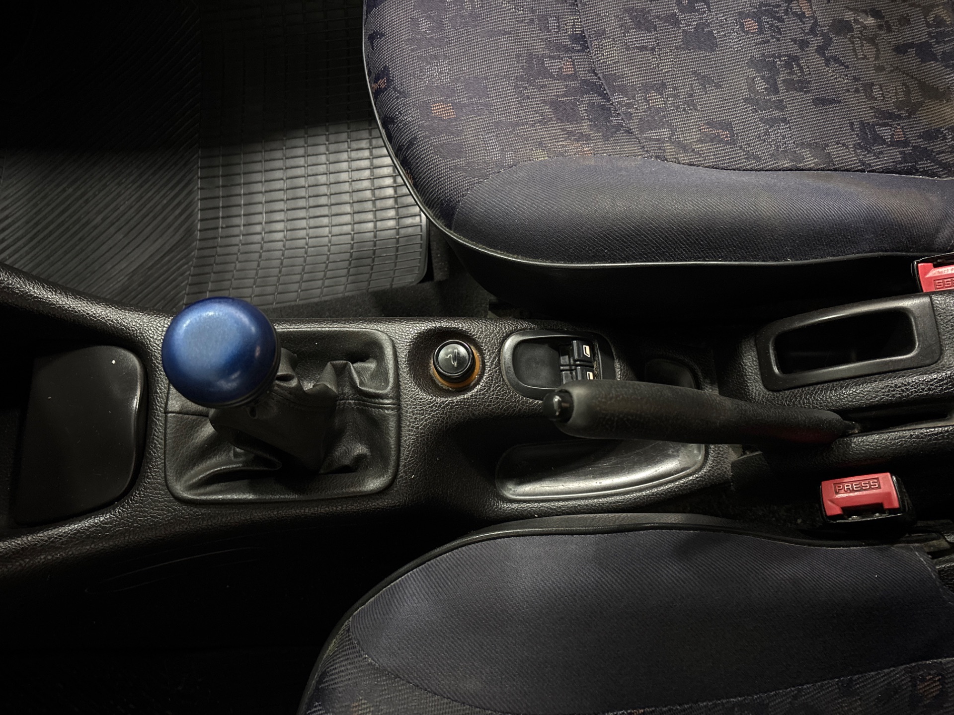 PEUGEOT 206 BERLINA XR Motor 1,4 Ltr. - 55 kW