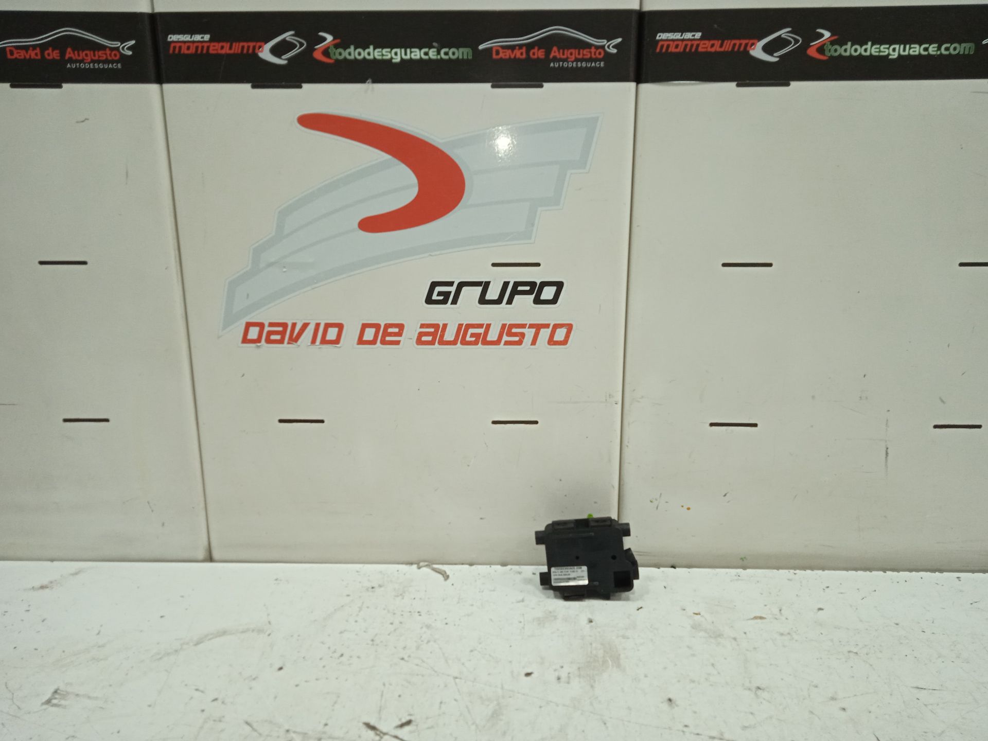 TAPA CAJA CABLES BMW R 1200 RT/ST R1200 RT    (10->)(430)   |   10.09 - 12.13