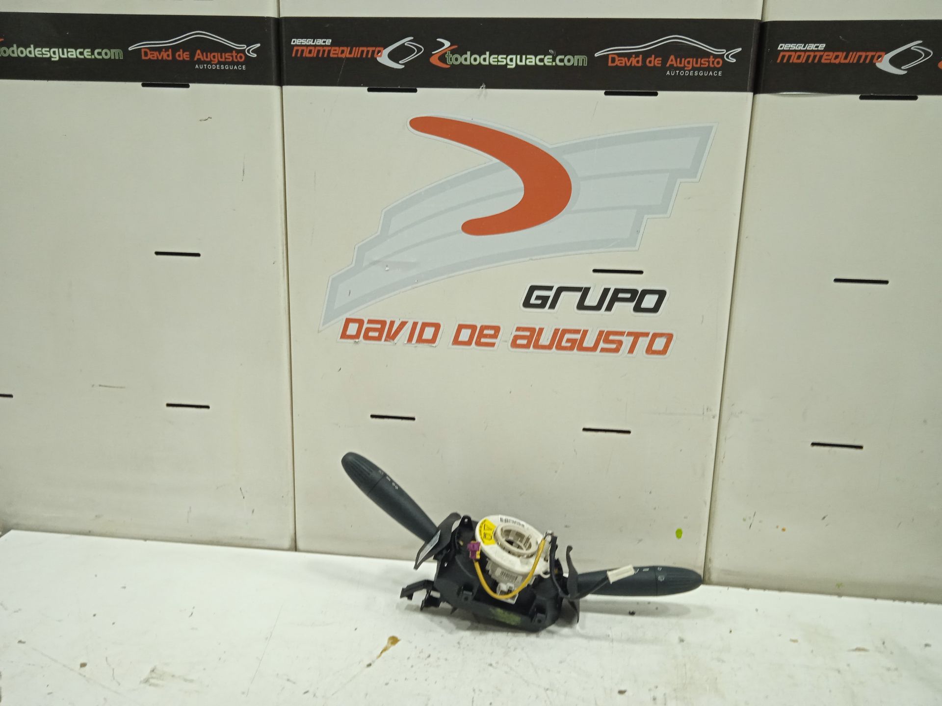 ANILLO AIRBAG Y MANDO MULTIFUNCION FORD KA (CCU) Black Edition