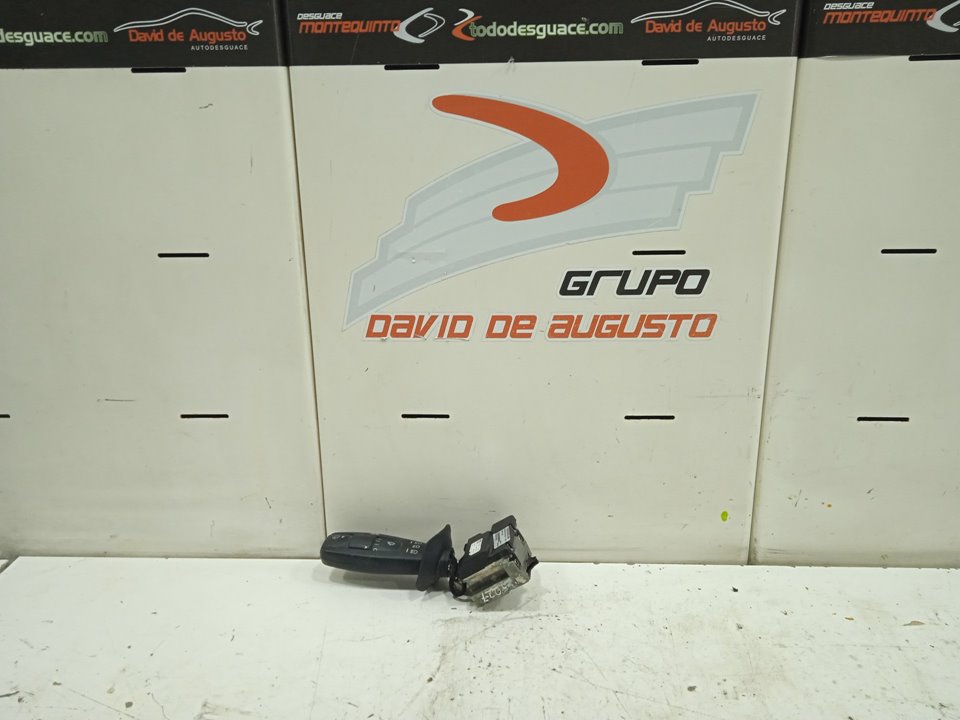 MANDO LUCES MERCEDES-BENZ ACTROS 2/3 2 - EJES / 6 CIL. *