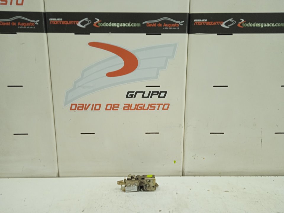 CERRADURA PUERTA DELANTERA DERECHA