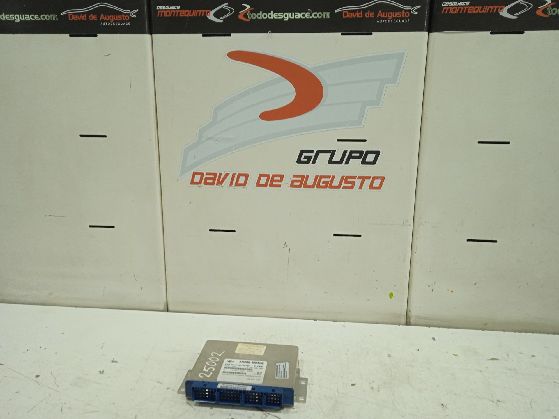 MODULO CONTROL RENAULT MAGNUM AB 2005 Chasis         4X2    4XX.18 Gran espacio