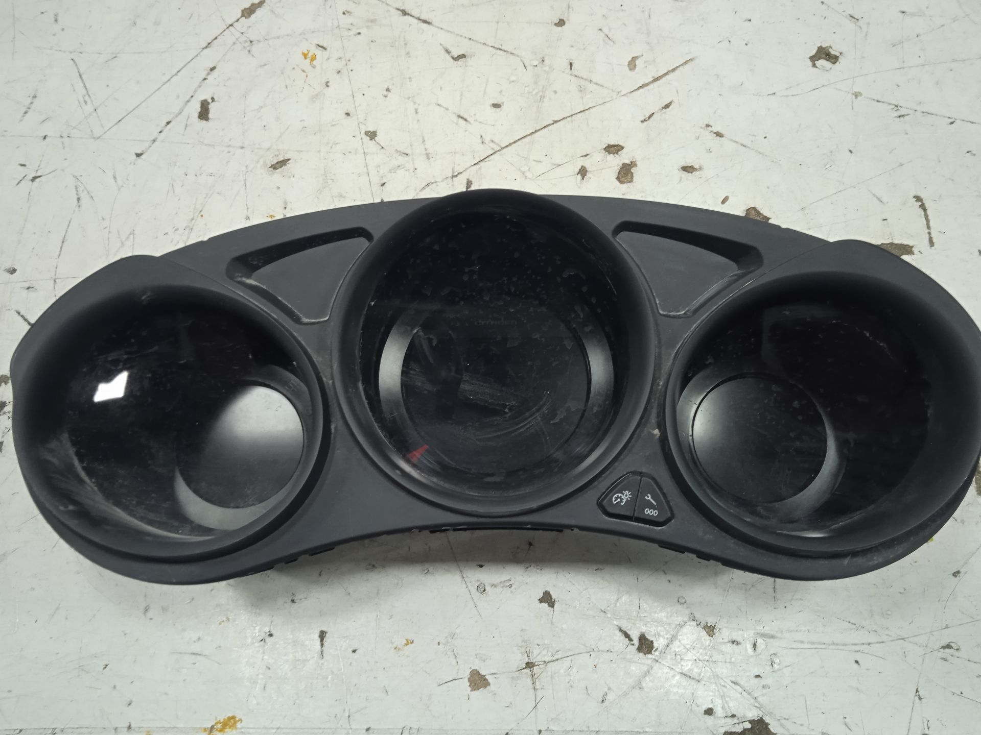CUADRO INSTRUMENTOS CITROEN C4 LIM. Collection   |   12.11 - 12.14