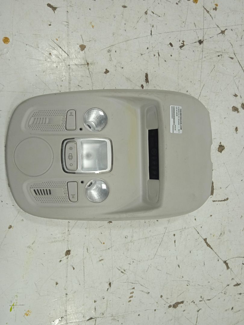 LUZ INTERIOR CITROEN C4 LIM. Collection   |   12.11 - 12.14