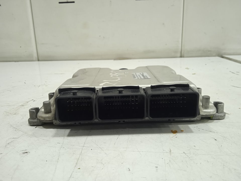 CENTRALITA MOTOR UCE RENAULT MASTER DESDE '98 Caja cerrada, techo "Maxi"  L2H3  RS 3578