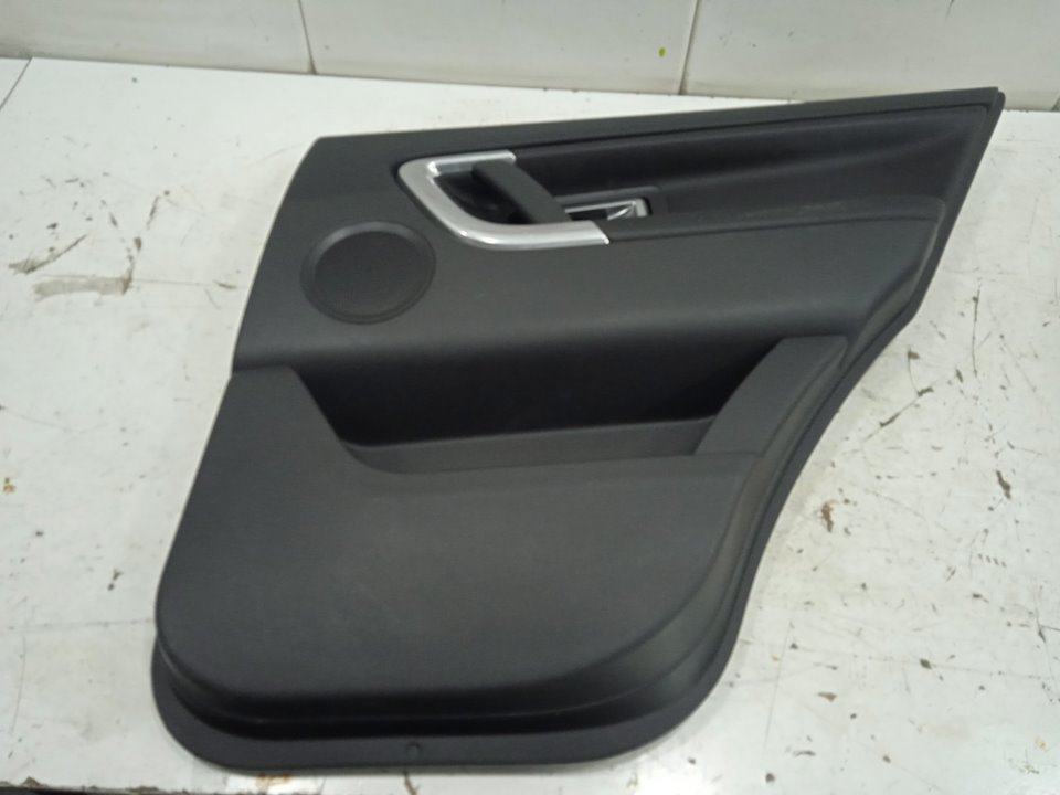 PAÑO PUERTA TRASERO DERECHO LAND ROVER DISCOVERY SPORT SE