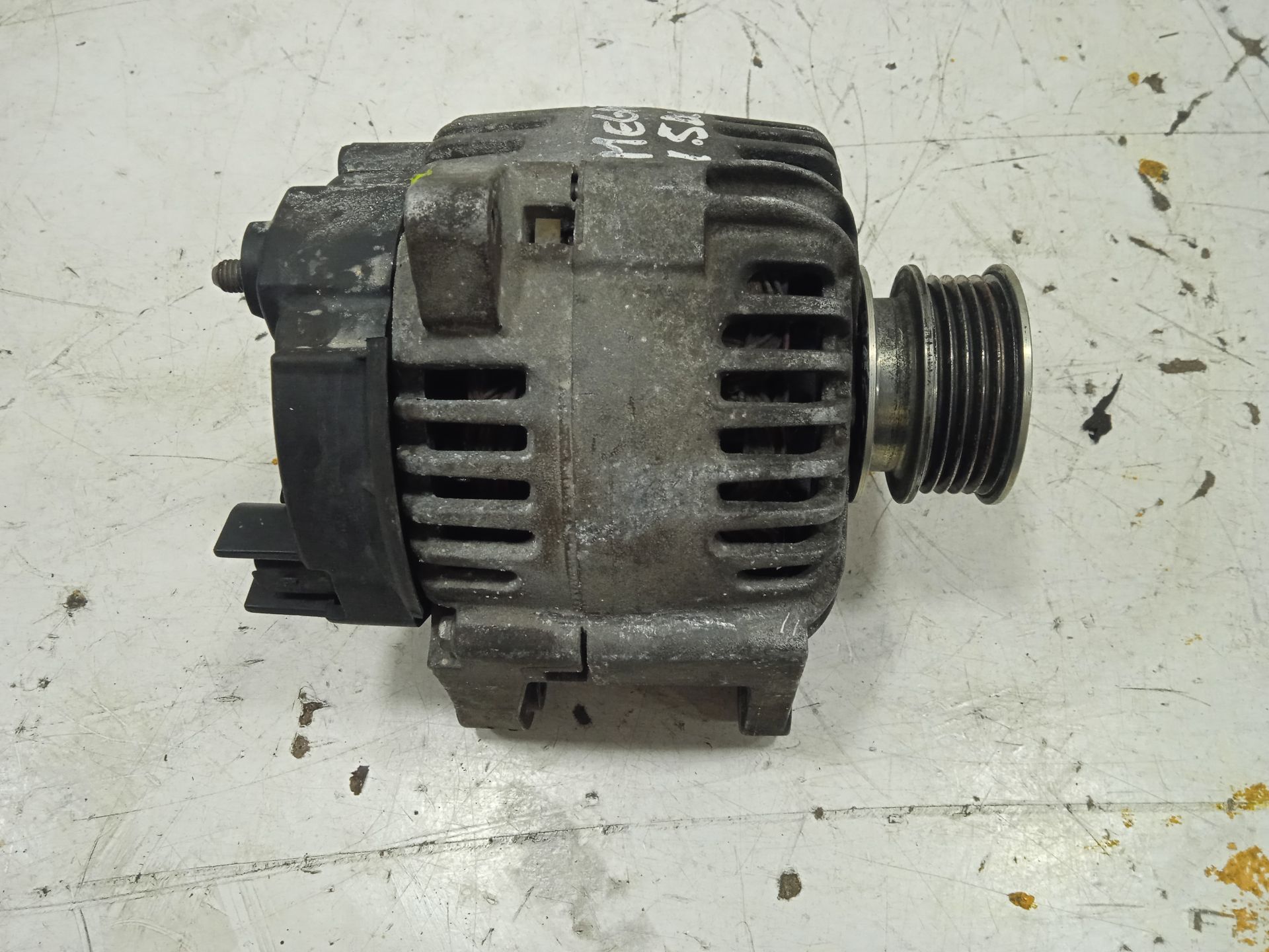 ALTERNADOR foto 2