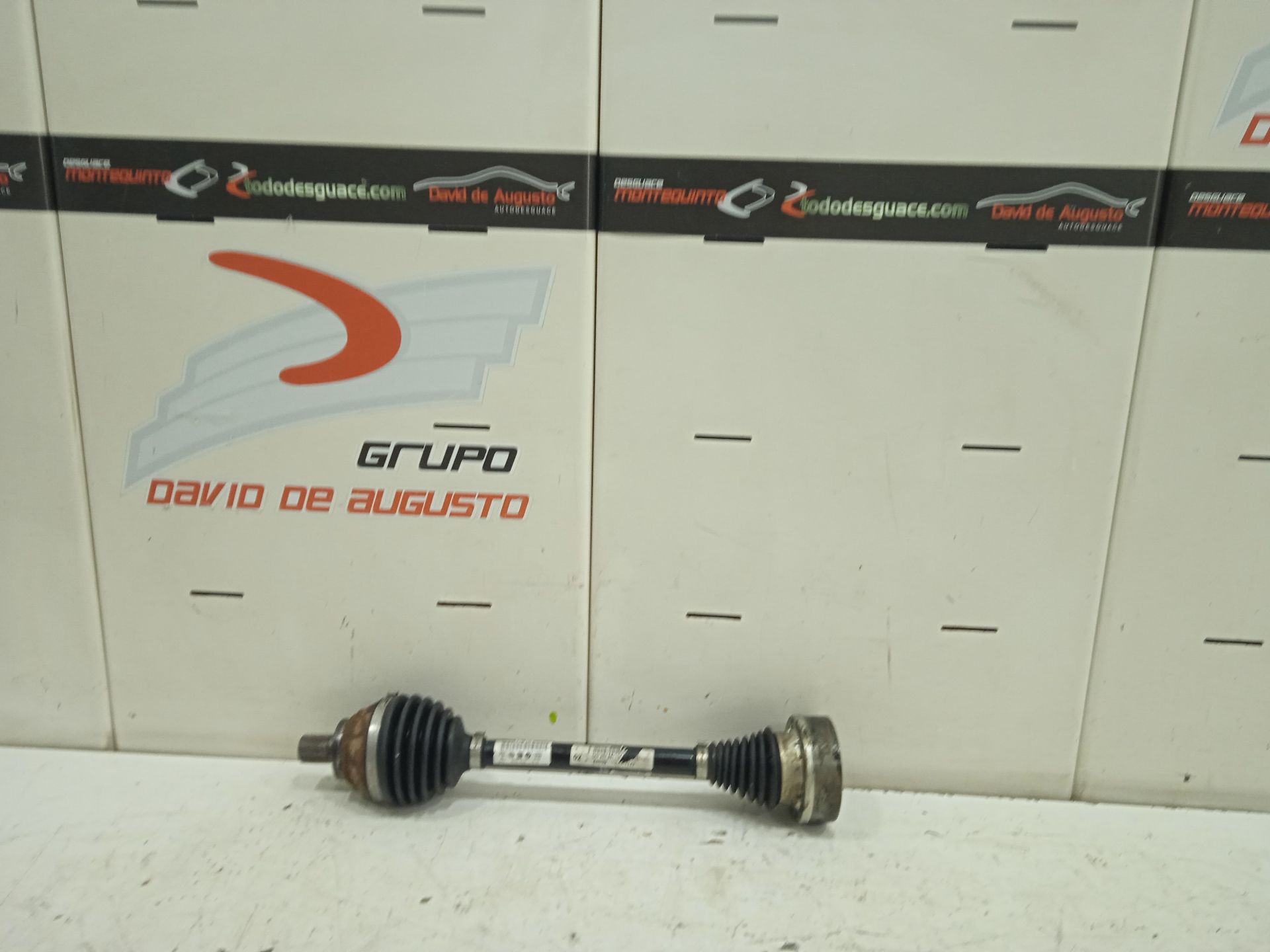 TRANSMISION DELANTERA IZQUIERDA VOLKSWAGEN GOLF VII LIM. BlueMotion