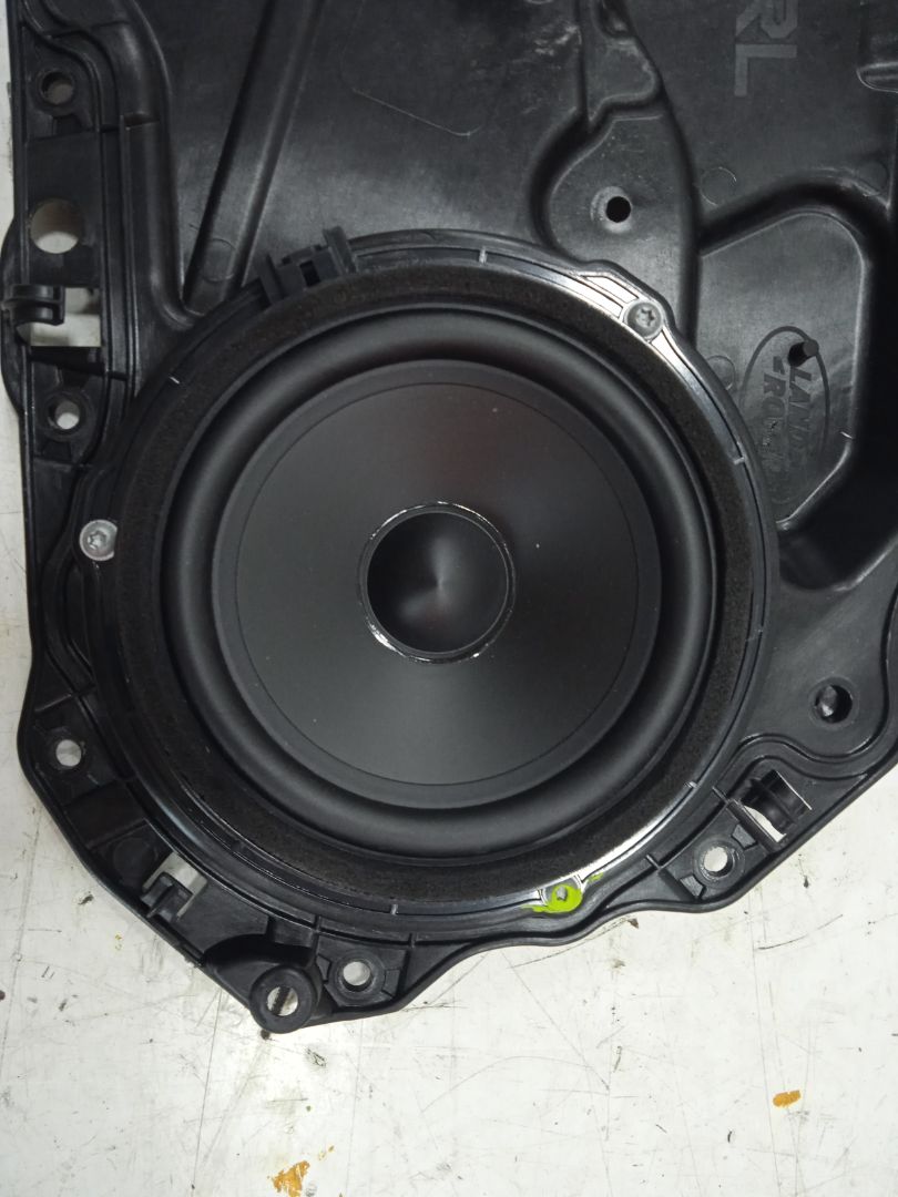 ALTAVOZ TRASERO IZQUIERDO LAND ROVER DISCOVERY SPORT SE