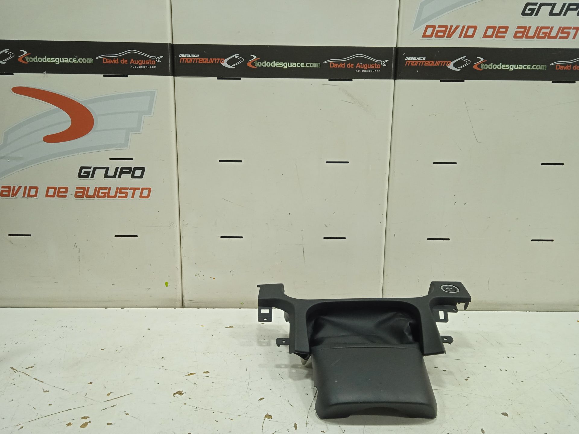 CARCASA CUADRO INSTRUMENTOS LAND ROVER DISCOVERY SPORT SE