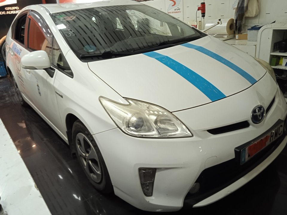TOYOTA PRIUS (NHW30) Plug-in Hybrid Advance Motor 1,8 Ltr. - 73 kW 16V CAT (Híbrido)