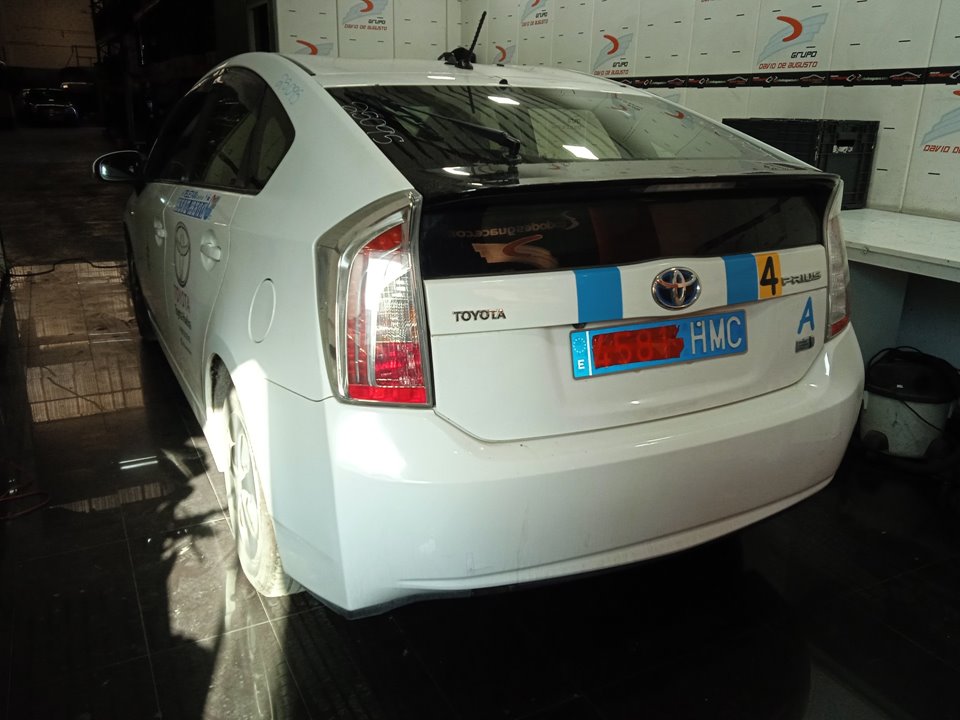 TOYOTA PRIUS (NHW30) Plug-in Hybrid Advance Motor 1,8 Ltr. - 73 kW 16V CAT (Híbrido)