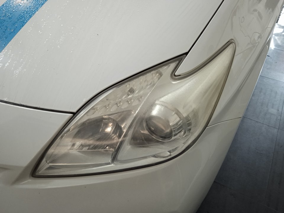 TOYOTA PRIUS (NHW30) Plug-in Hybrid Advance Motor 1,8 Ltr. - 73 kW 16V CAT (Híbrido)