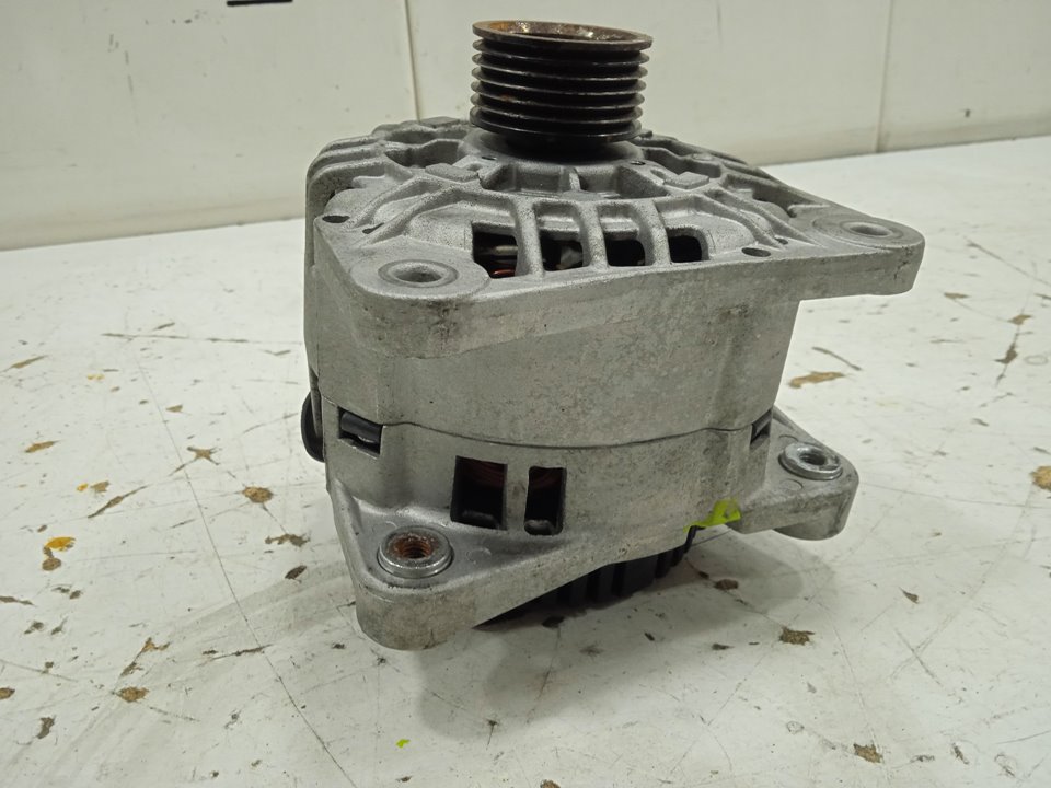 ALTERNADOR foto 3