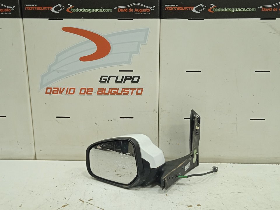 RETROVISOR IZQUIERDO