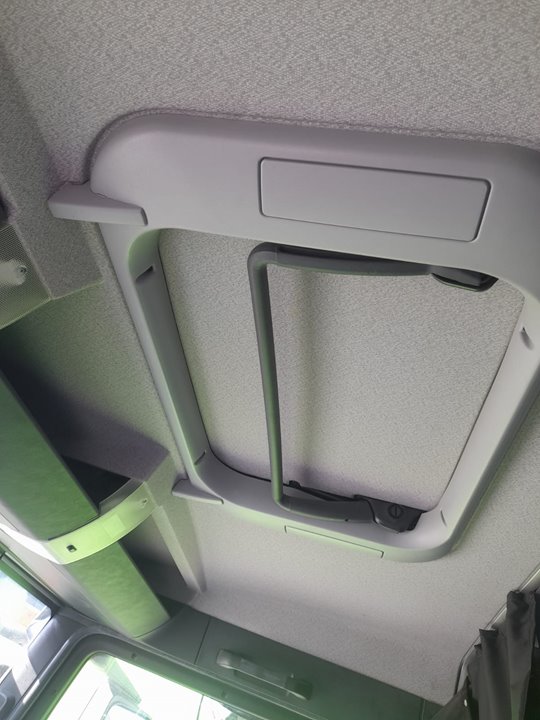 CABINA COMPLETA MAN TGS 18.XXX FSA / 4x2   LLS M (Largura mediana)