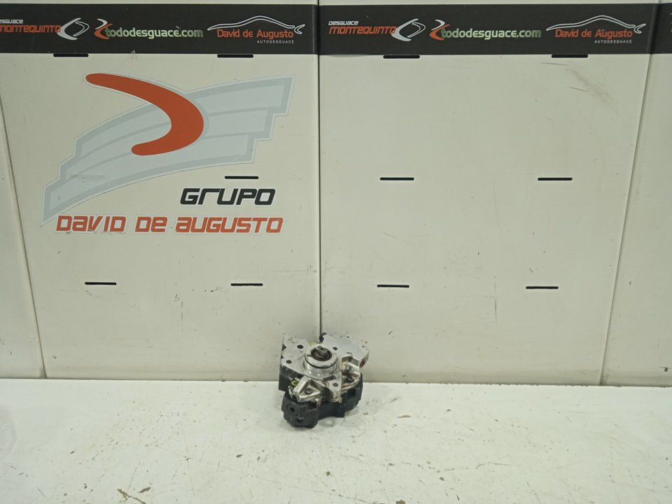 BOMBA ALTA PRESION RENAULT MASCOTT Fg 150. 35/55/65 Cabina individual