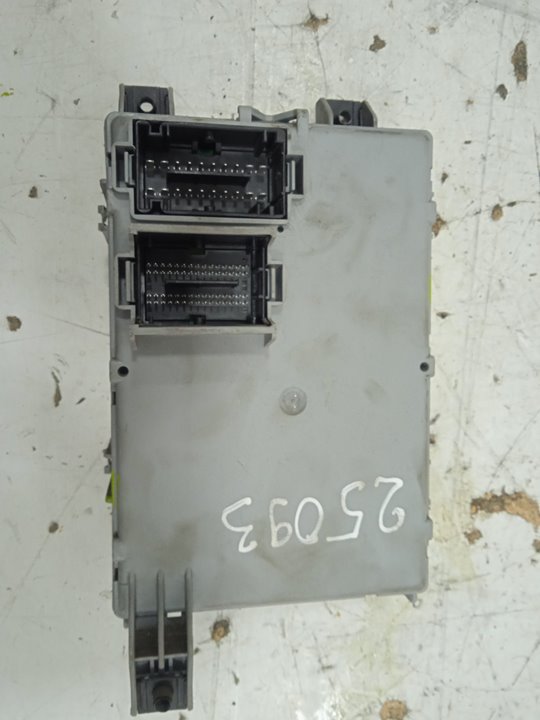 CAJA RELES / FUSIBLES FIAT PUNTO (199) Easy