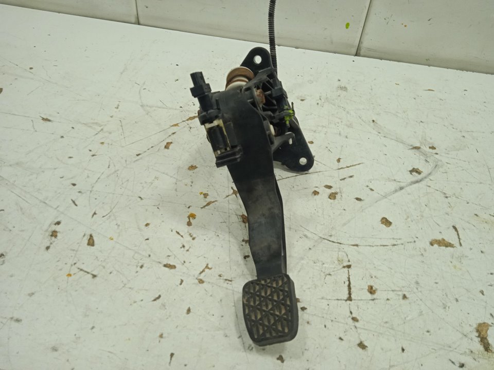 PEDAL EMBRAGUE MERCEDES CLASE B (W246) B 180 CDI (246.212)   |   06.13 - 12.18