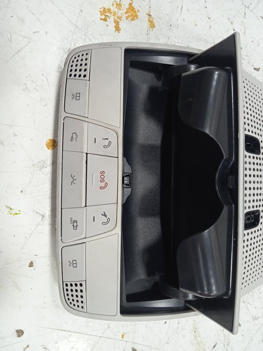 LUZ INTERIOR MERCEDES-BENZ CLASE C (W205) LIM. C 200 d 7G-Tronic Plus (205.007)