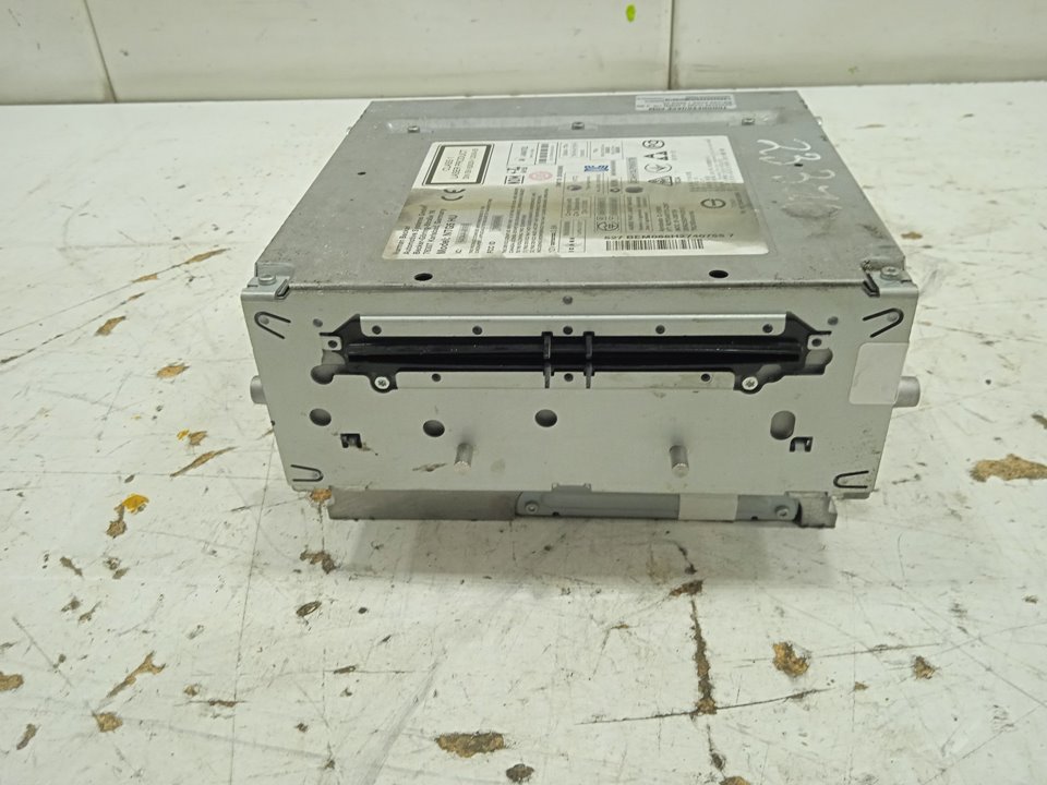 SISTEMA AUDIO / RADIO CD MERCEDES-BENZ CLASE C (W205) LIM. C 200 d 7G-Tronic Plus (205.007)