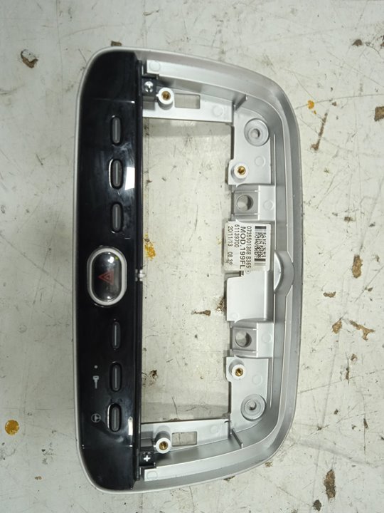 CARCASA CENTRAL DE RADIO FIAT PUNTO (199) Easy