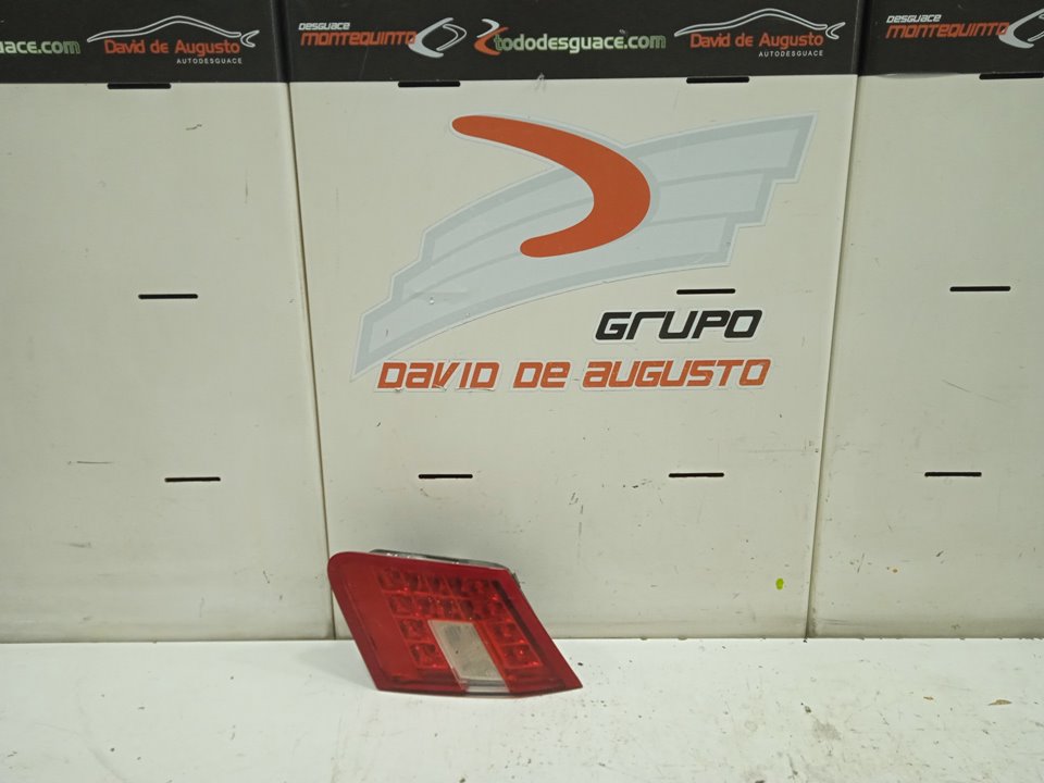 PILOTO INTERIOR TRASERO DERECHO