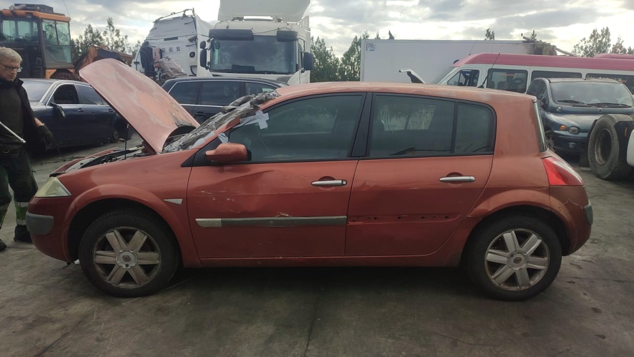 RENAULT MEGANE II BERLINA 5P Confort Authentique Motor 1,9 Ltr. - 88 kW dCi Diesel