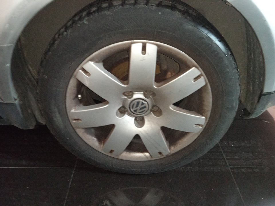 VOLKSWAGEN PASSAT BERLINA (3B3) Edition Motor 1,9 Ltr. - 96 kW TDI