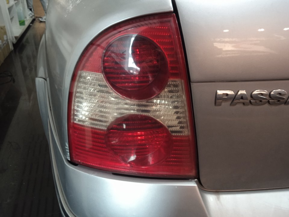 VOLKSWAGEN PASSAT BERLINA (3B3) Edition Motor 1,9 Ltr. - 96 kW TDI