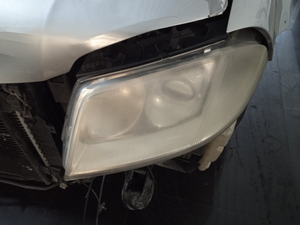 VOLKSWAGEN PASSAT BERLINA (3B3) Edition Motor 1,9 Ltr. - 96 kW TDI