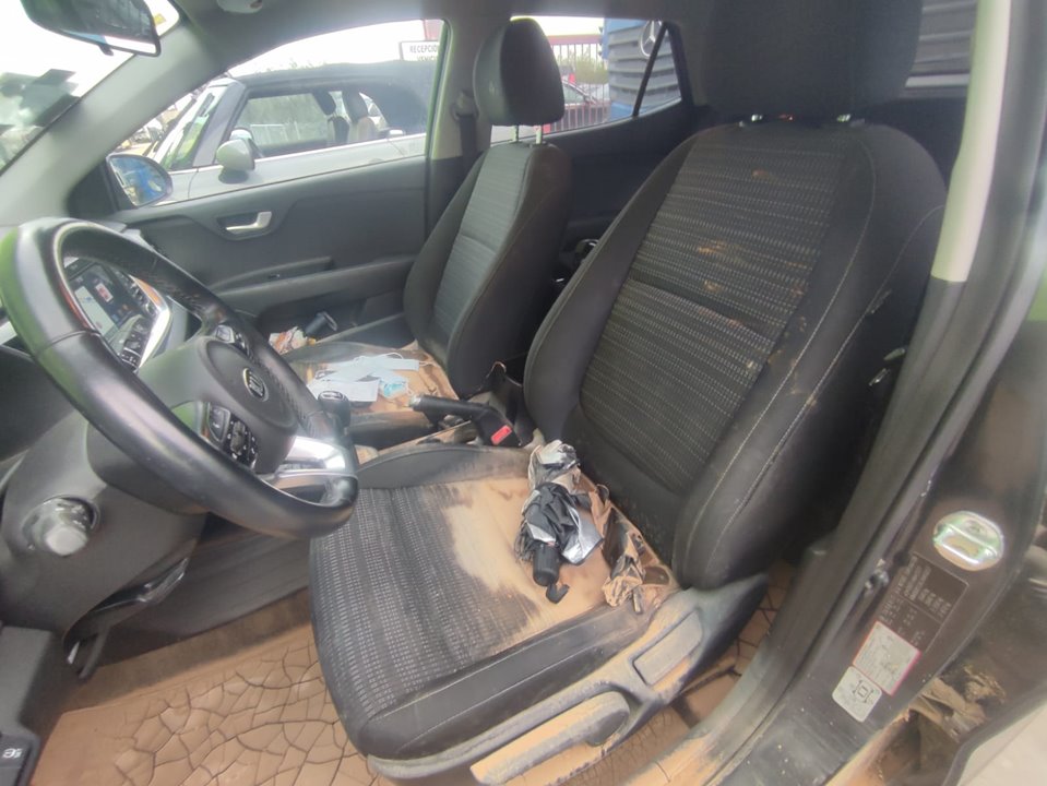 KIA STONIC (YBCUV) * G3LC