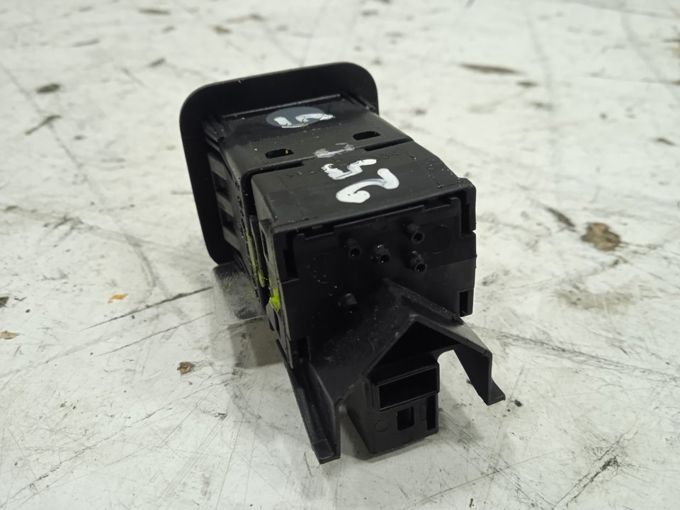 INTERRUPTOR AIRBAG TOYOTA PRIUS (NHW30) Plug-in Hybrid Advance