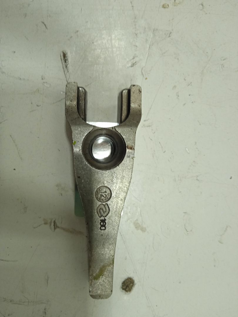 SOPORTE INYECTORE PEUGEOT 5008 Premium