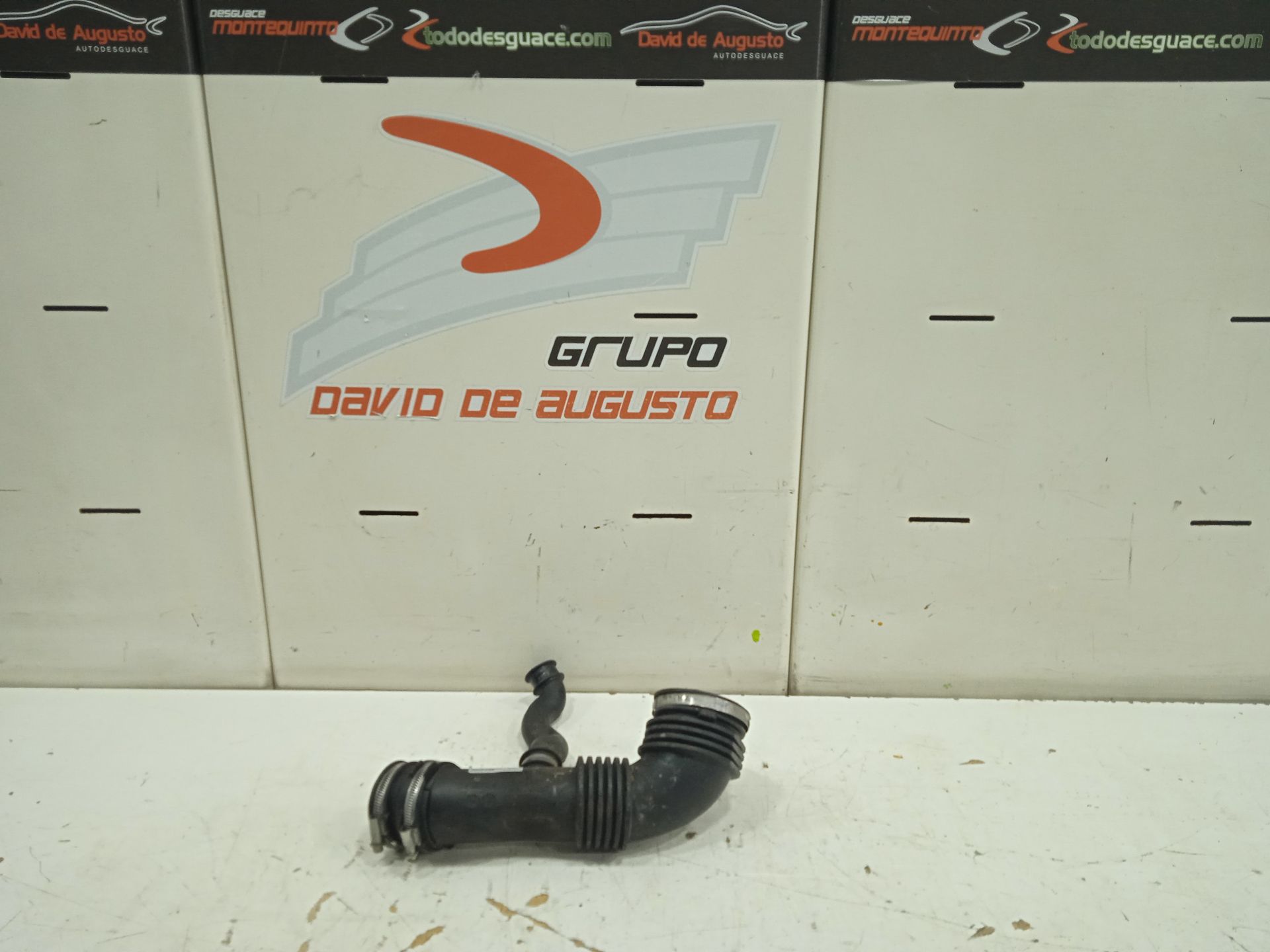 TUBO ADMISION FORD FOCUS BERLINA (CAP) Ambiente (D)