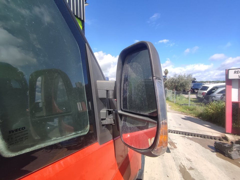 IVECO DAILY CONF. PAQUETERÍA (SOMMER) Cabina simple 35 S... batalla 3750 Motor 2,3 Ltr. - 78 kW Diesel CAT