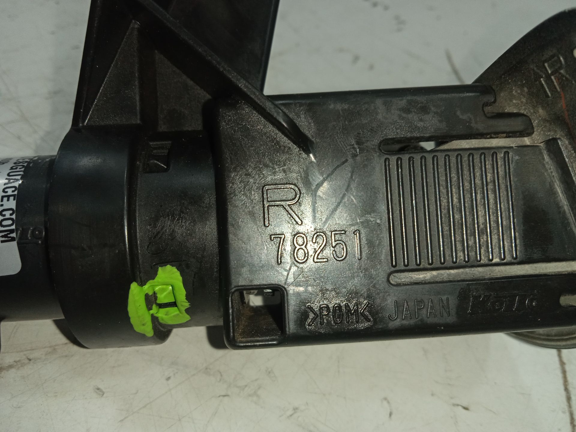 LAVAFAROS DERECHO LEXUS RX 400h   |   04.05 - 12.09